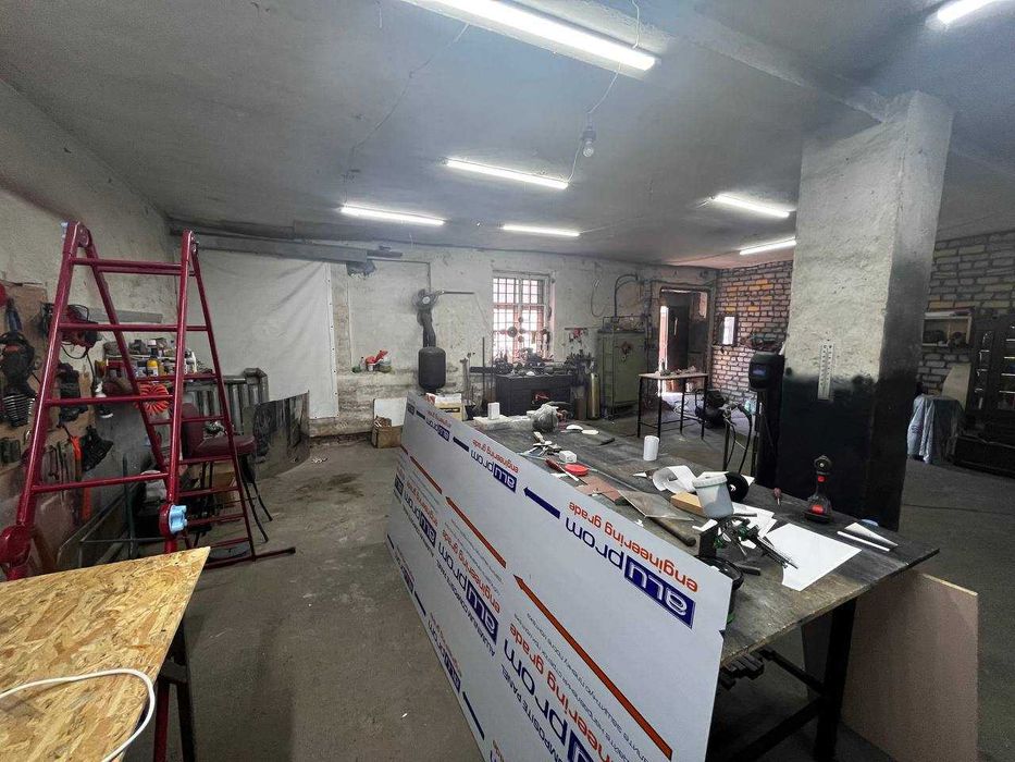 Продаю СТО або виробниче приміщення – Ваш ідеальний вибір для бізнесу!