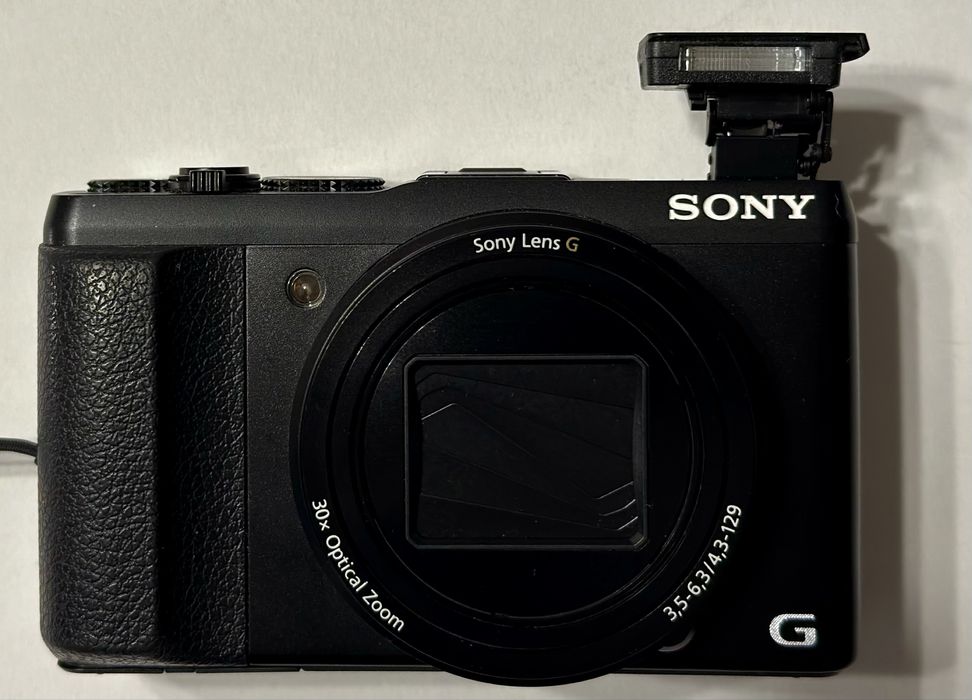 Aparat Sony Cyber Shot DSC-HX50V, G, GPS, Zoom 30x, Karta 32GB, ideał.