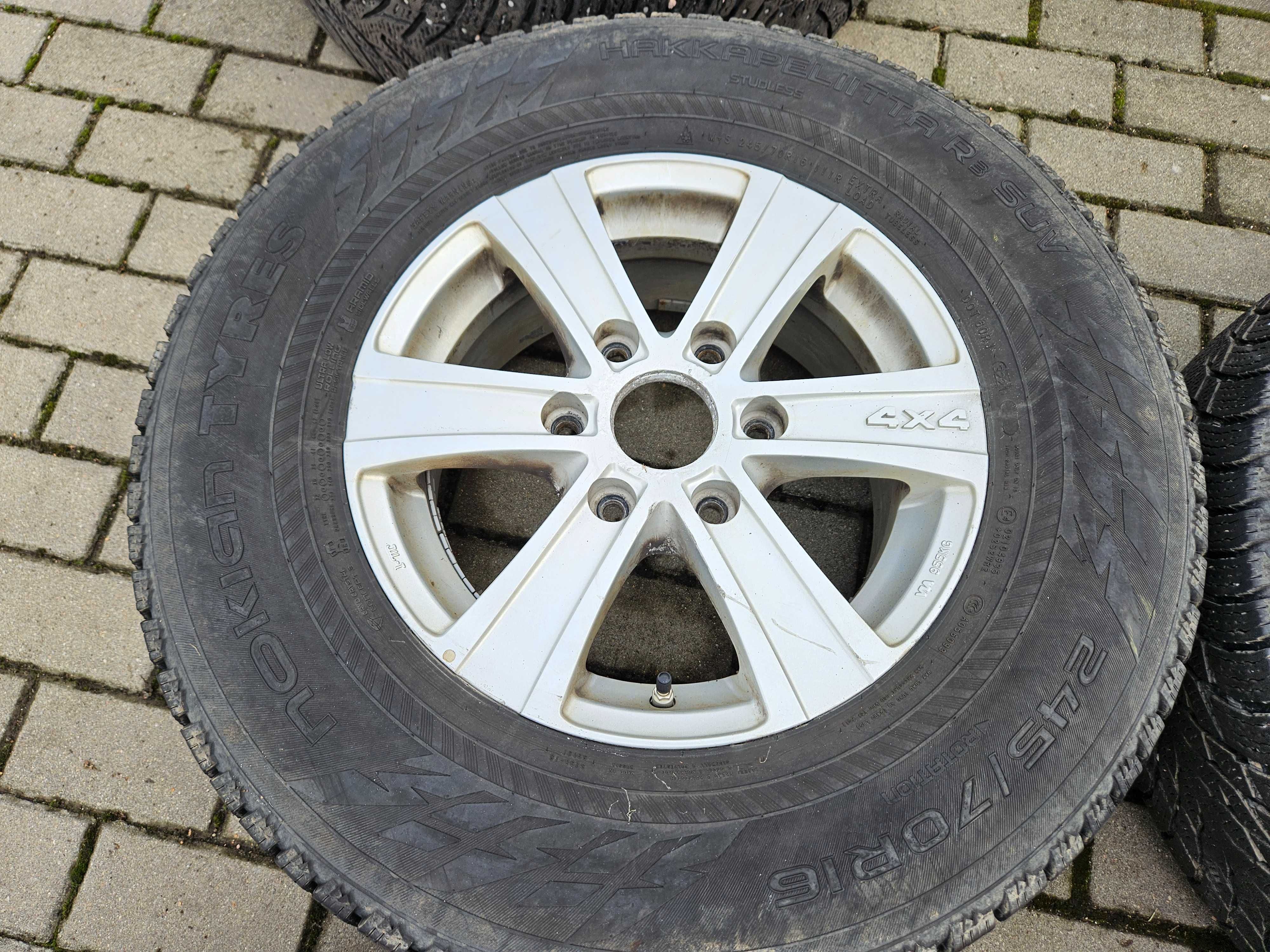 Koła felgi opony zimowe 245/70/16 R16 6x120 Ford Ranger  K11