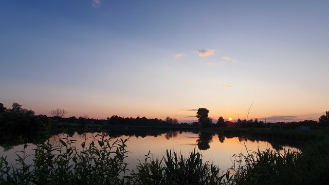 Działka siedliskowa z pięknym stawem