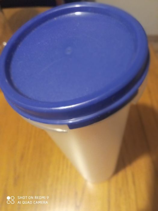 Spageteria Tupperware