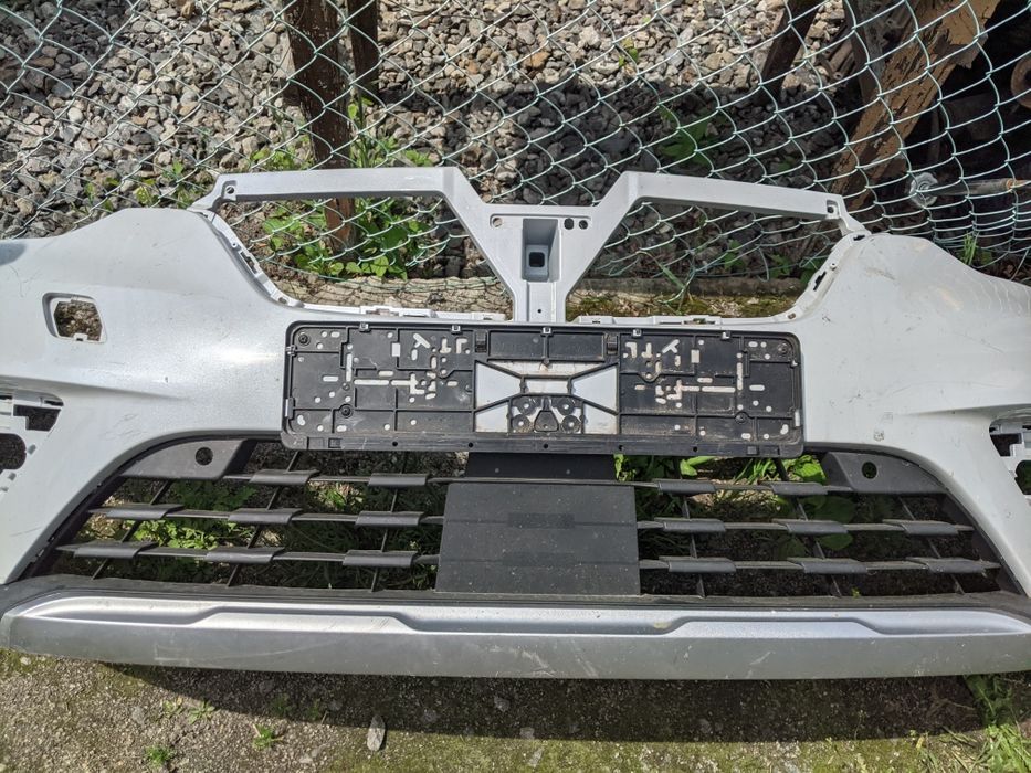 Оригінальний бампер Renault Arkana RS Line