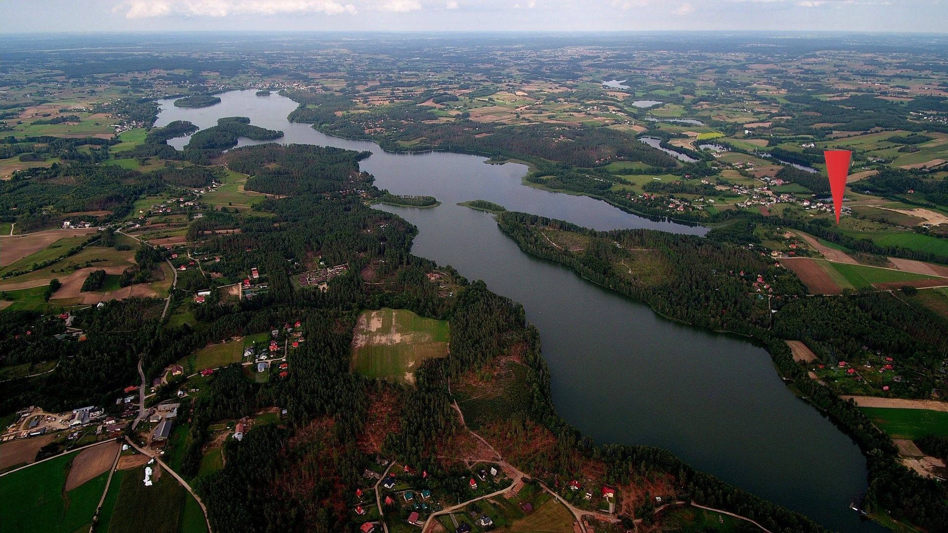 Działka nad Jez.Gowidlińskim i rzeką Słupią.KASZUBY.