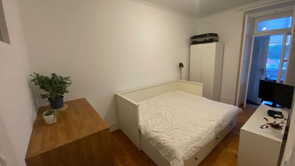 Quarto para Arrendar (Sapadores)