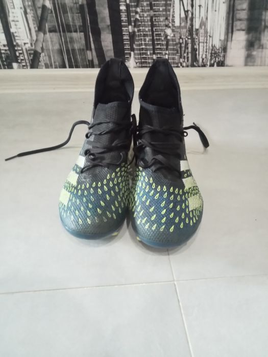 Korki piłkarskie adidas predator