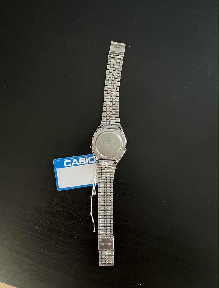 Zegarek casio z wysylka
