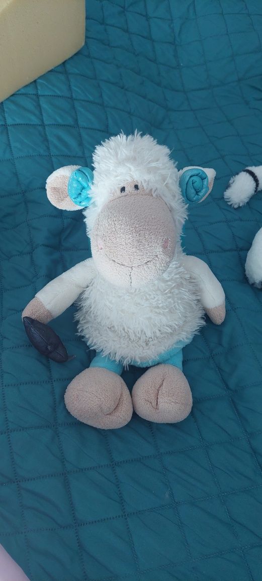 Carrinho Minnie e Peluches de Criança