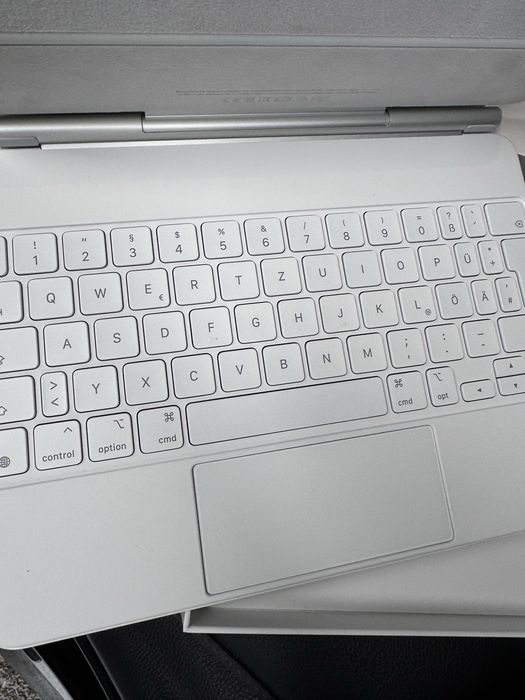 Чохол для поаншета Apple  Magic