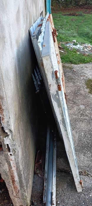 vendo ferro para sucata