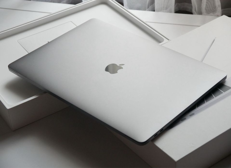 MacBook Pro 15 2019 | i7 2,6Ghz | 16GB | 512GB | 92% Акб!