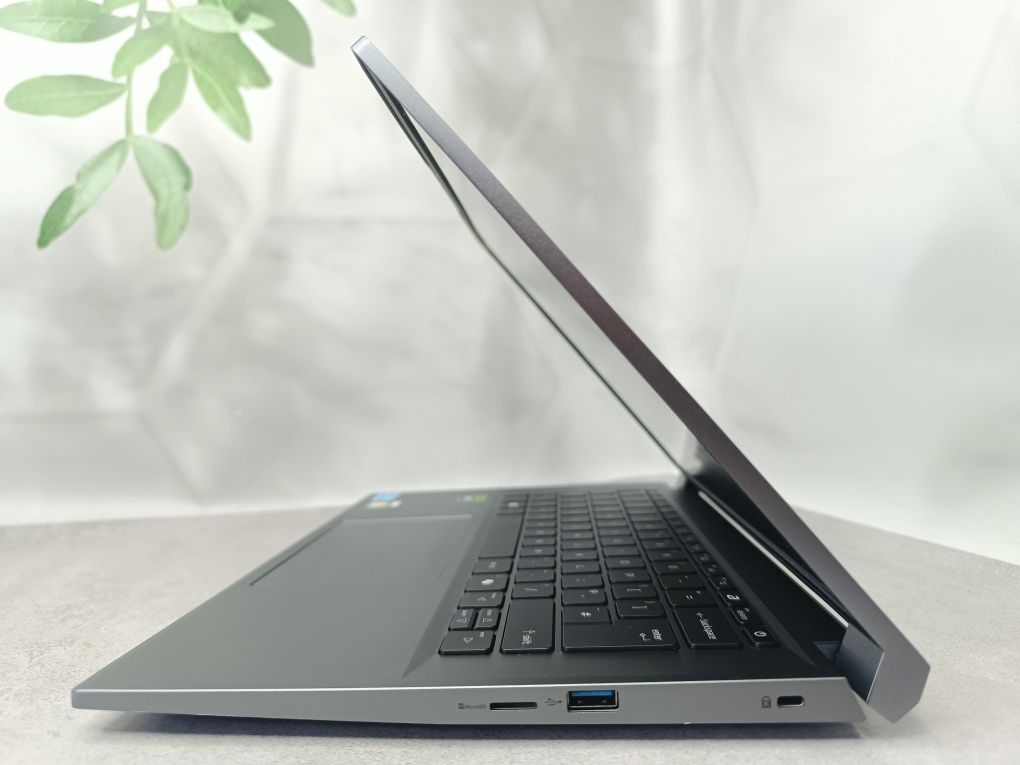 RTX 4050 6GB/Acer Swift X 14 SFX14-72G/Ultra 7 155H/16/512/14.5"/3K