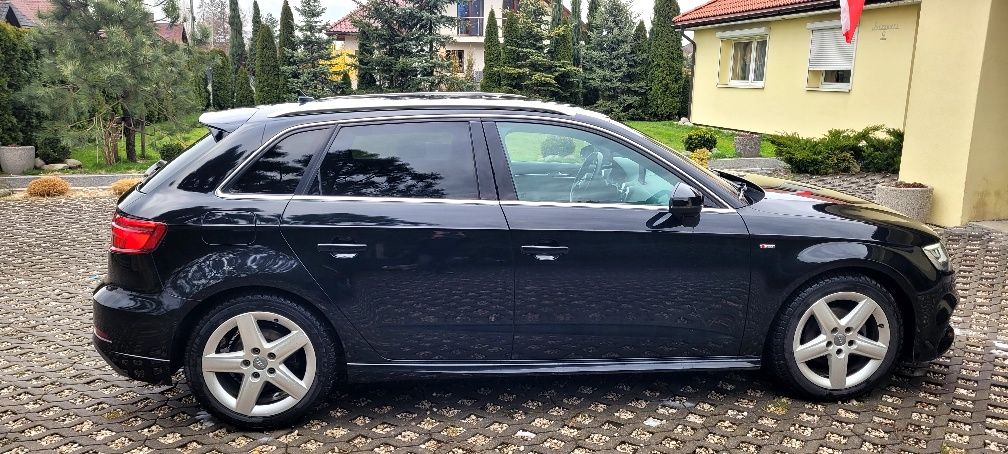 Audi A3 v8 sportback czarny