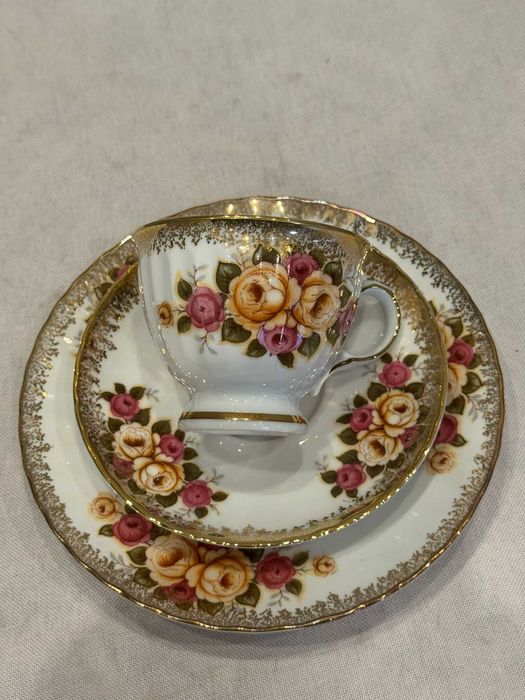 Zestaw śniadaniowy (trójka), porcelana Winterling Bavaria.