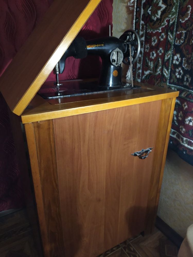 Швейна машинка СССР