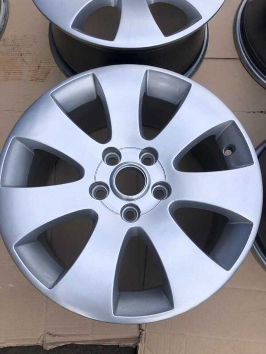 диски spectrum  r16 5*100 skoda super b