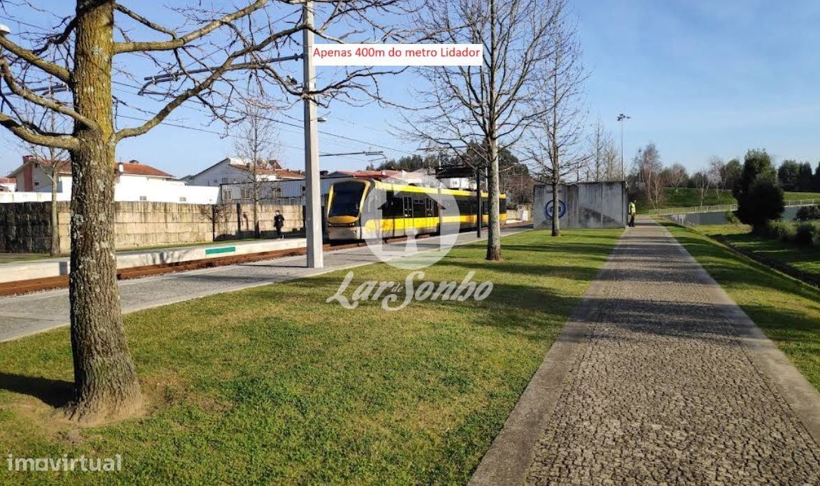 Moradia em Banda T3 em Vila Nova da Telha, Maia