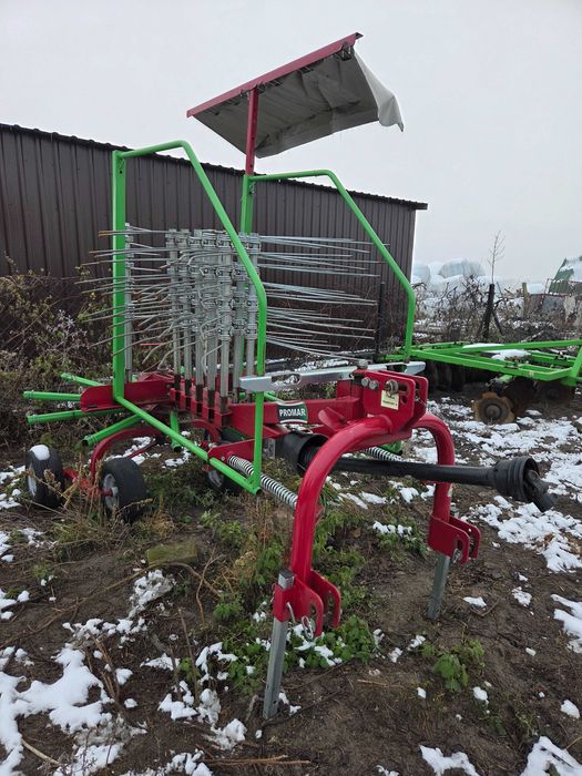 Zgrabiarka karuzelowa