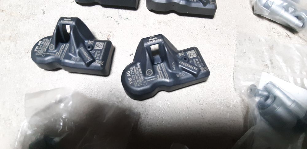 TPMS Audi A4 A6 VW Passat Golf Porsche Skoda 5Q0 907.275B