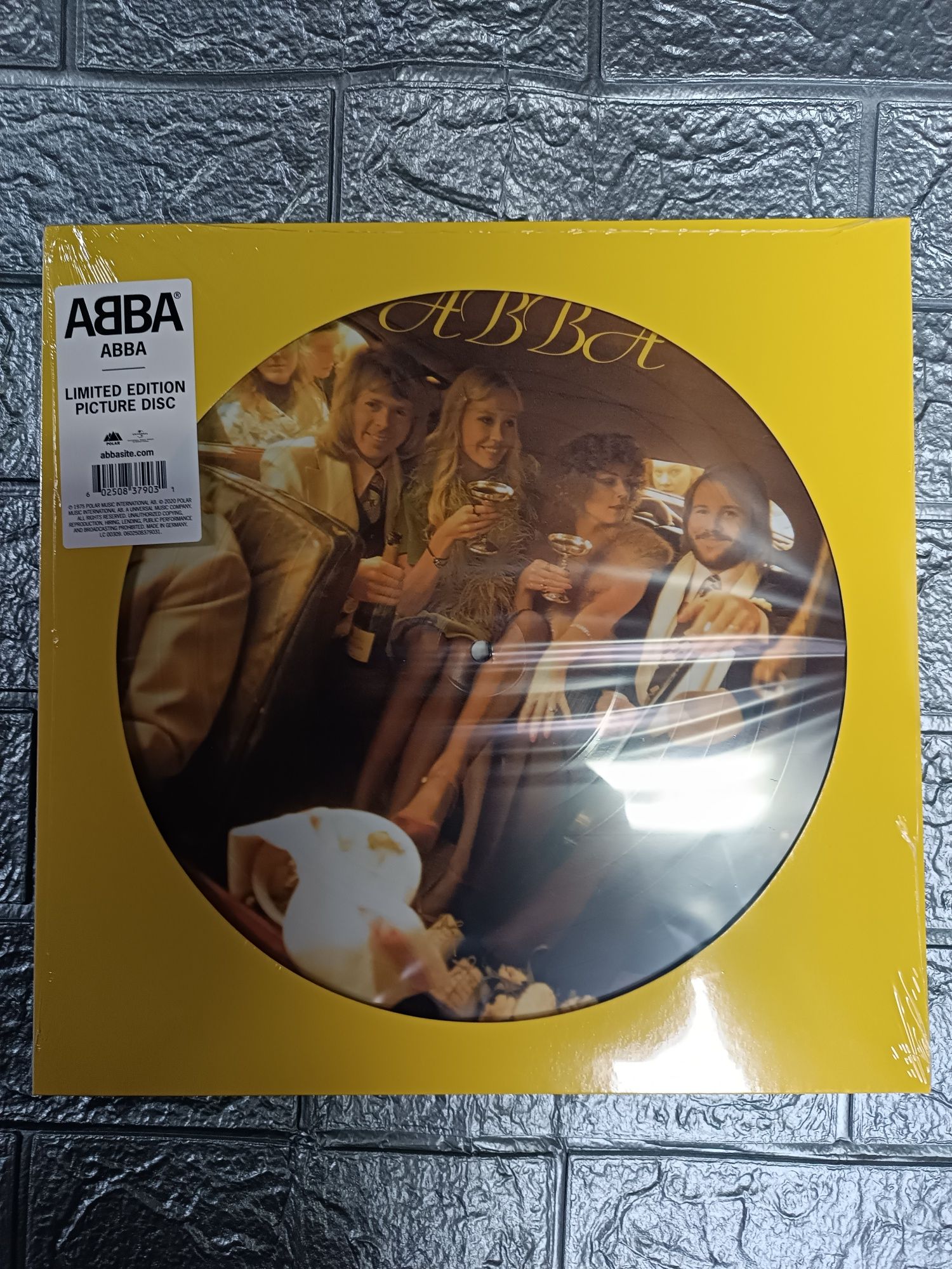 Вінил ABBA, новий та вживаний