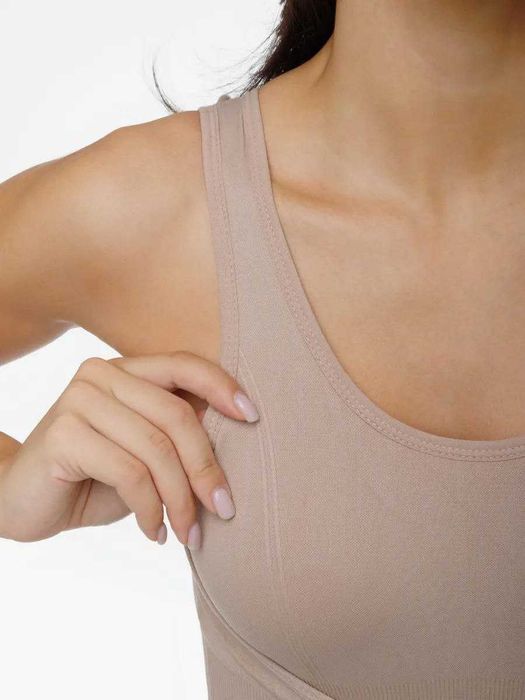 Стягуючий боді-коректор — новий! Ідеальний для талії та живота