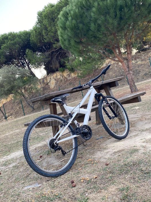 Bicicleta em bom estado