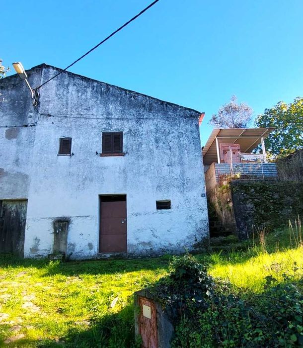 Casa para Reabilitar - Sarzedo/Teixoso