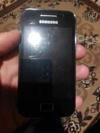 Телефон Samsung Ace GT-S5830i