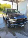 RAM SPORT REBEL 5.7 HEMI Panorama el.progi wentyle 22 cale