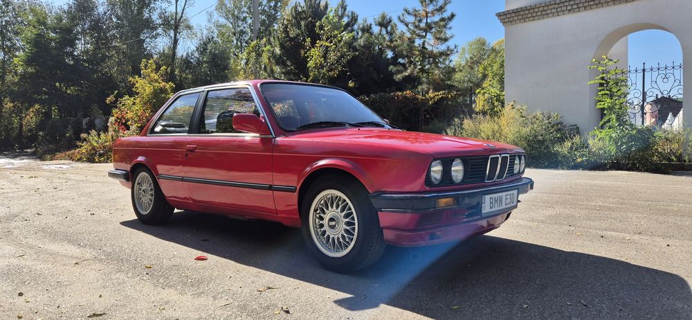 Продам BMW E30 coupe