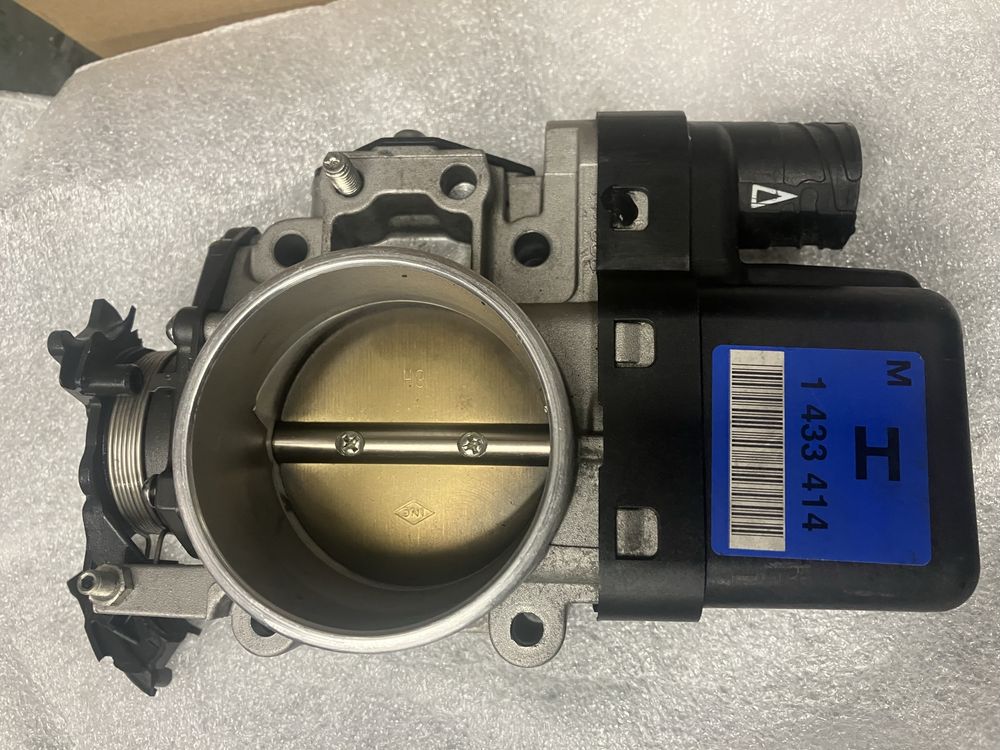 przepustnica bmw M52B20 z3 e36 e46 e39 2.0 320i