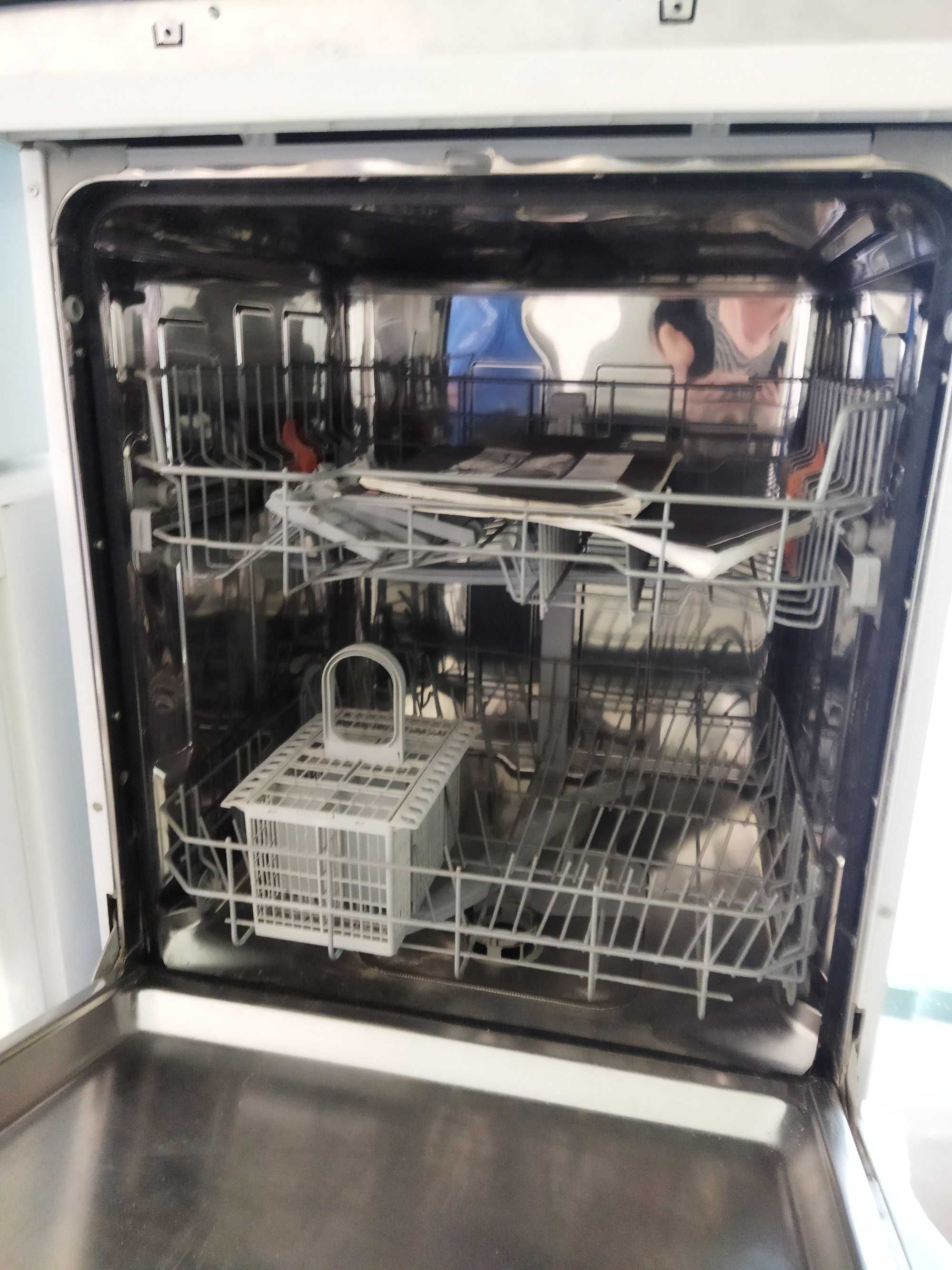 Посудомийні машини Hotpoint ariston