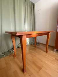 Stół drewniany, rozkładany / mahoń / na 6-8 osób