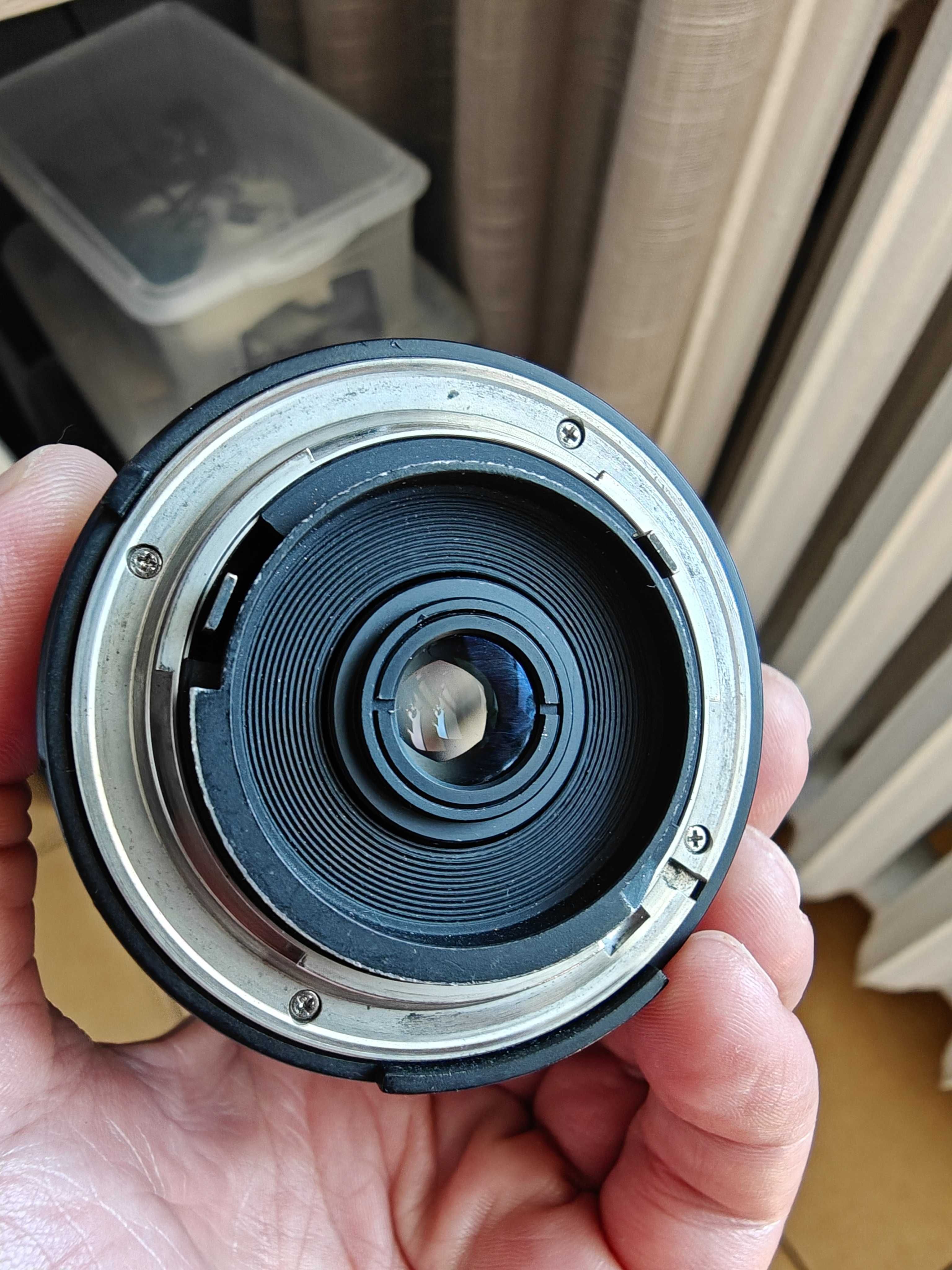 Samyang 8 mm f/3.5 CS Aspherical IF Fish-eye Nikon