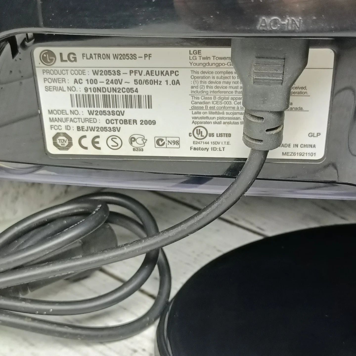 Монитор Lg Flactron W2053S