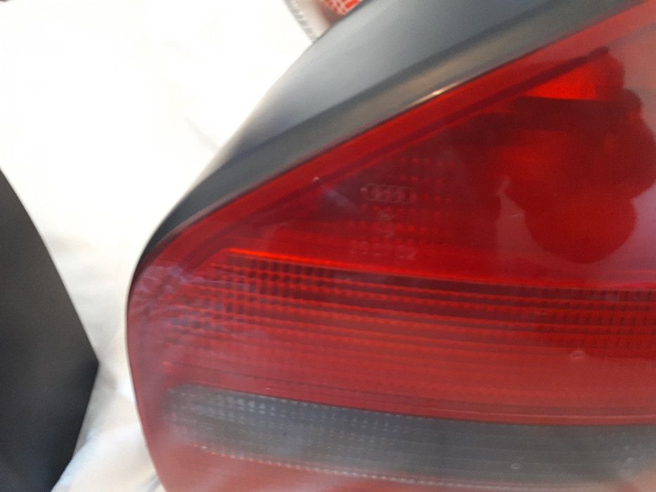 Vendo Farolins Traseiros Audi A3 (1996–2003) de Origem Novos