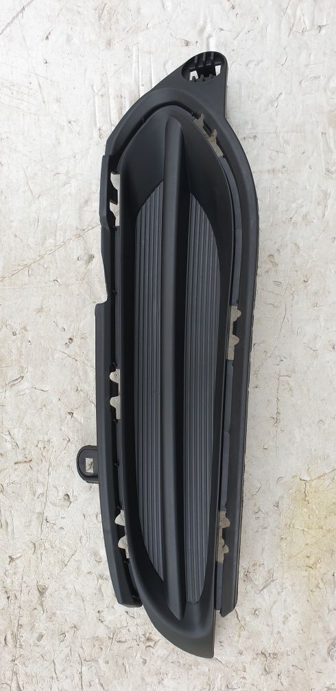 Бампер Honda Hrv 16- інші запчастини В НАЯВНОСТІ
