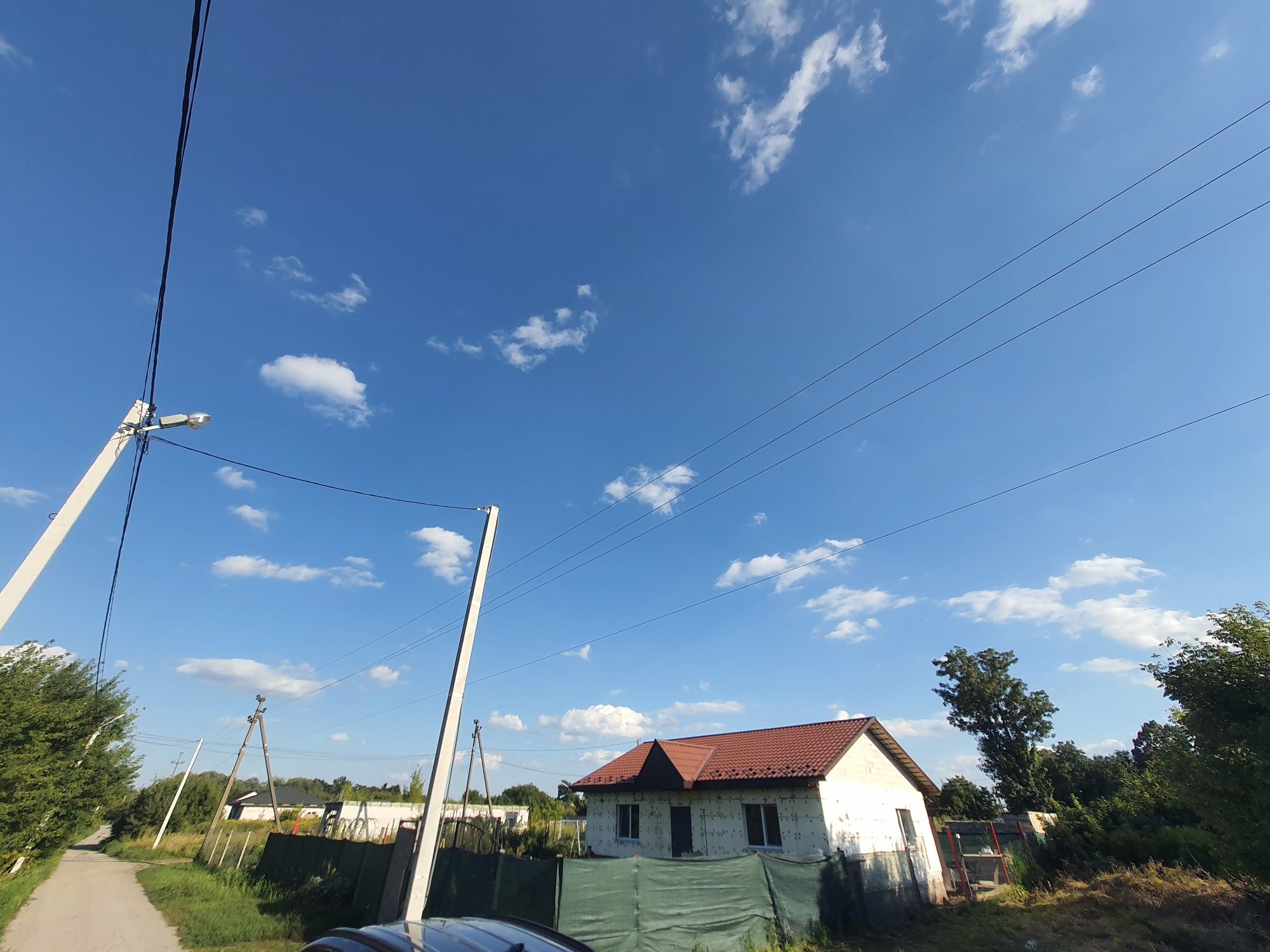 Продам  5 соток під будівництво,  вул. Дорошенка