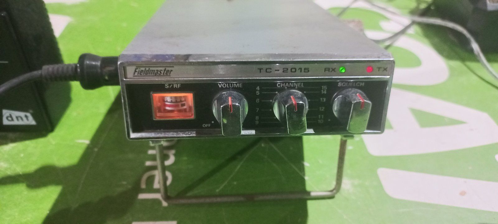 Вінтажна радіостанція Fieldmaster TС-2015 та рація HF-12/3.