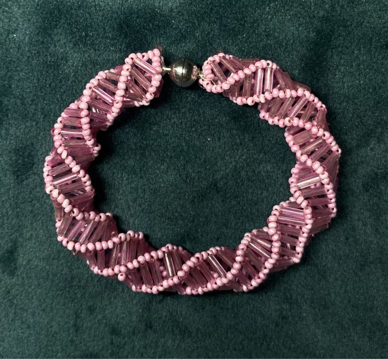 Вироби з бісеру ручної роботи