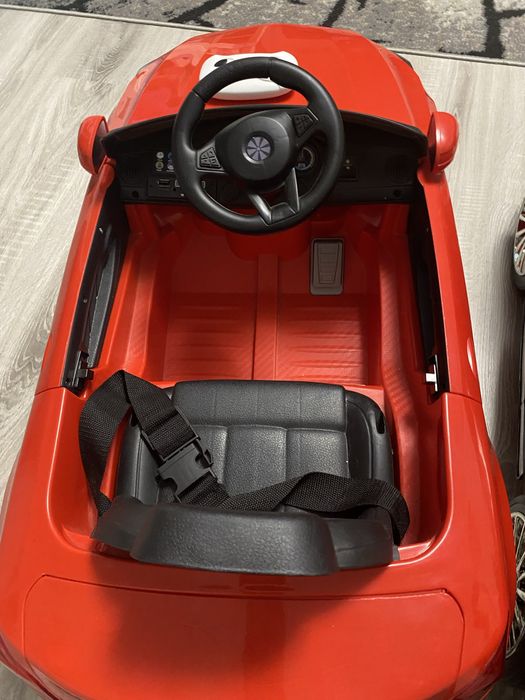 Sprzedam 2 autka elektryczne