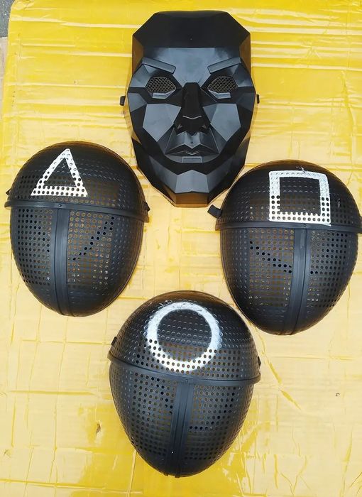 Маски з фільма "Гра в Кальмара"/Squid Game/ в ассортименті.