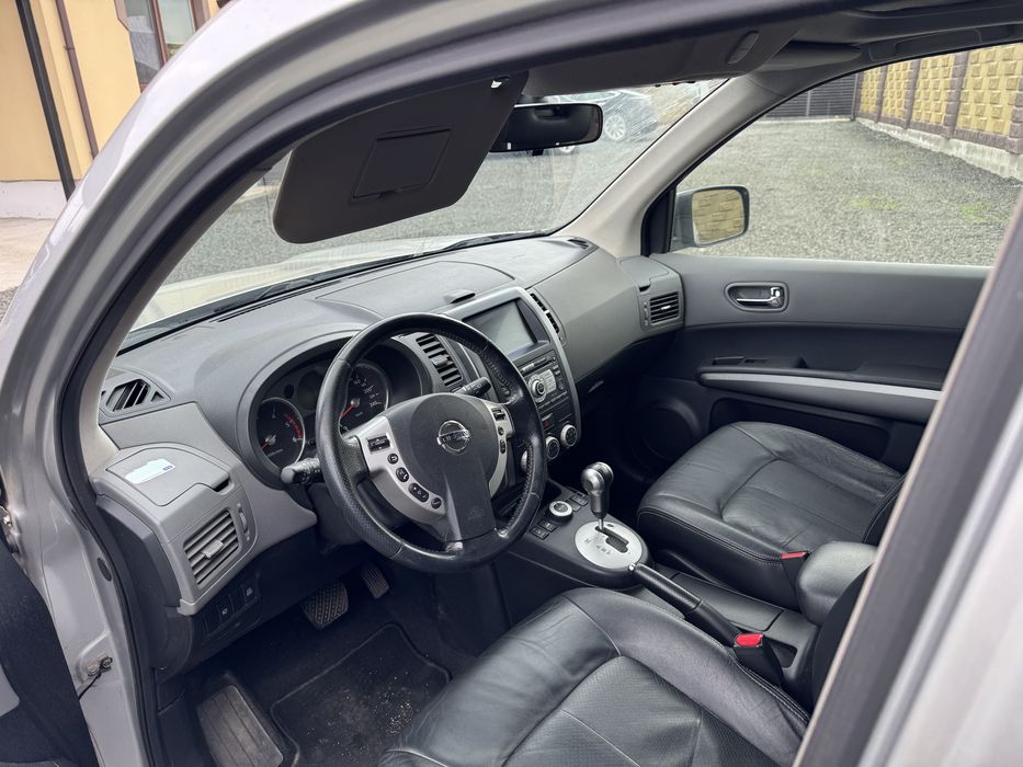 Nissan Xtrail t31 2009 2.0 дизель автомат 4х4