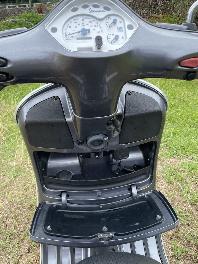 Vespa GT 200 Granturismo