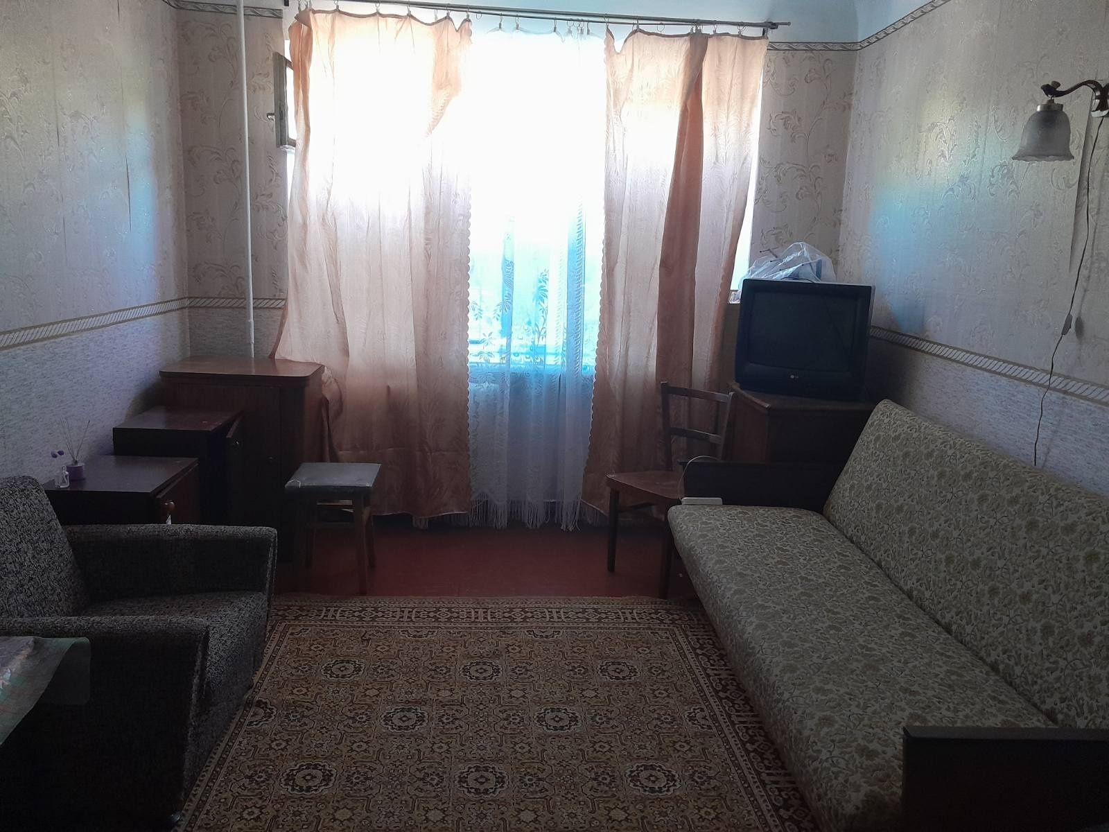 Здається кімната в гуртожитку з 10 червня, 17,6 м2
