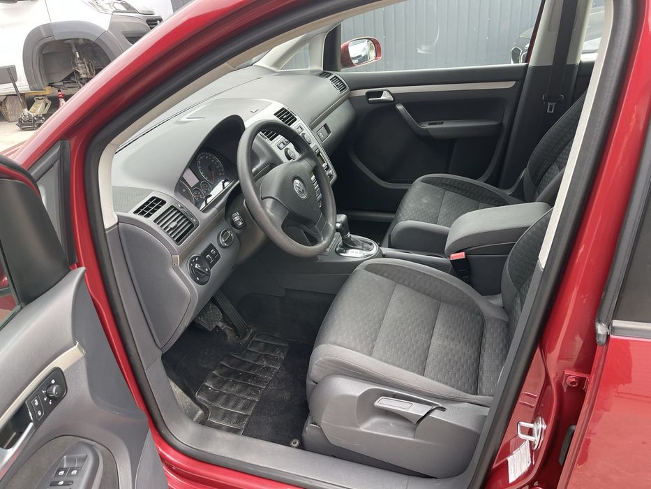 VW Touran 1.9 TDI автомат 2008