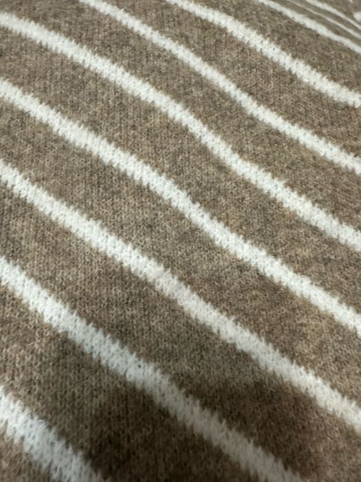 Теплий елегантний джемпер, светр з вовною