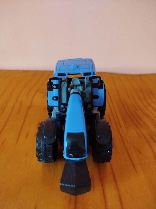 Трактор іграшка Farm