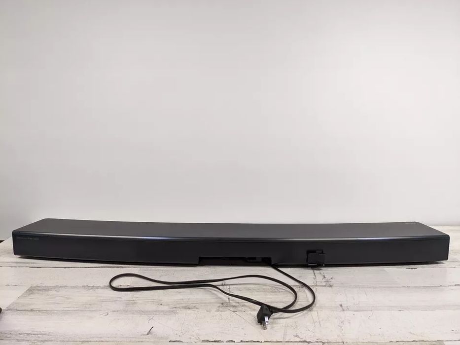 Бомбезний саундбар SAMSUNG HW-MS6500