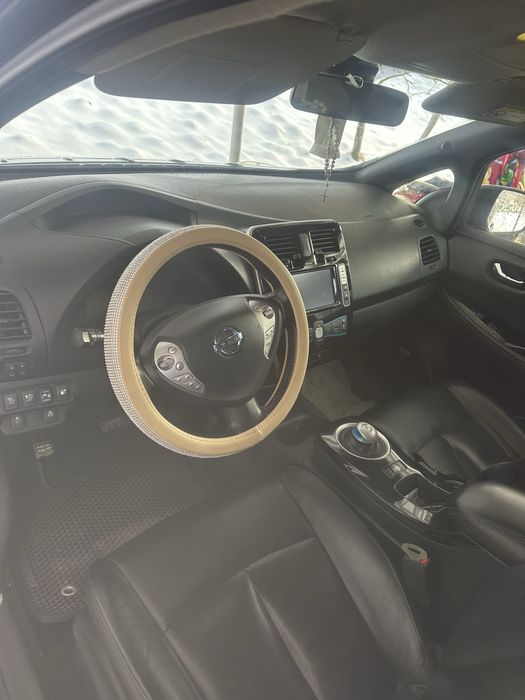 Продам Ніссан Ліф 2016 року