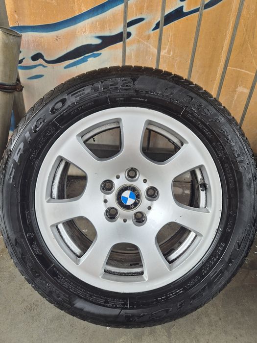Felgi z oponami zimowymi do BMW r16